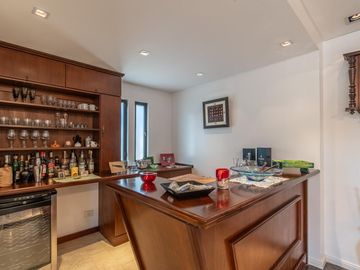 NEUQUEN AL 200 | SAN ISIDRO | CASA EN VENTA | 4 DORMITORIOS | PILETA | QUINCHO
