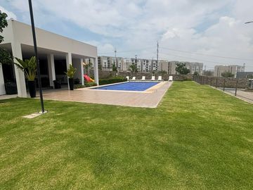 CASA EN VENTA EN ALTO SUR, COTO CIMA  INT. 35