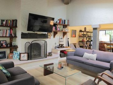 Casa Danzantes en Venta / Villa de Los Frailes /San Miguel de Allende