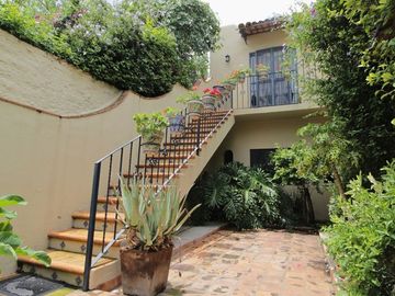Casa Danzantes en Venta / Villa de Los Frailes /San Miguel de Allende
