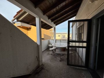 Casa PH en venta en Wilde Oeste