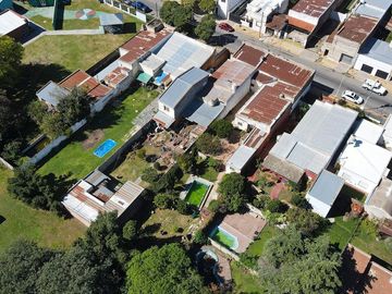 VENTA DE CASA A REFACCIONAR CON DPT Y LOCAL