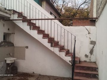 CASA 2 HAB. APTA COMERCIAL C/ OFICINA CIUDAD MZA