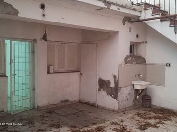 CASA 2 HAB. APTA COMERCIAL C/ OFICINA CIUDAD MZA