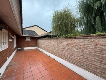 PH 4 AMBIENTES EN VENTA MONTE GRANDE