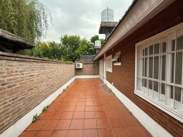 PH 4 AMBIENTES EN VENTA MONTE GRANDE