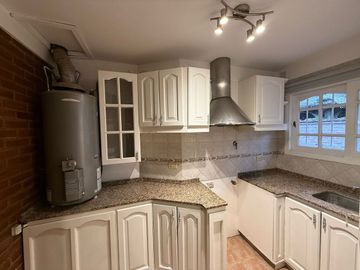 PH 4 AMBIENTES EN VENTA MONTE GRANDE