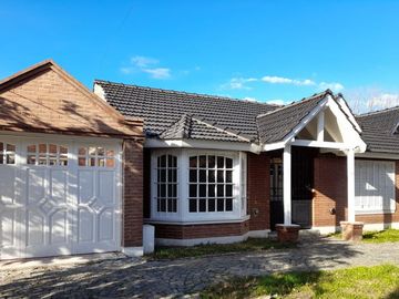 PH 4 AMBIENTES EN VENTA MONTE GRANDE