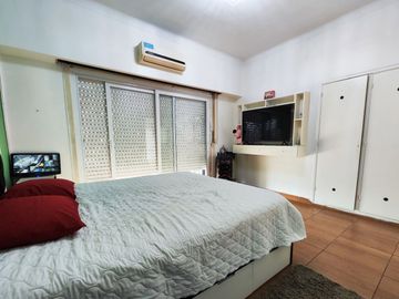 Casa 4 amb en venta - Ramos Mejía - Parque Pileta