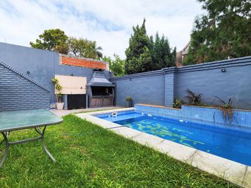 Casa 4 amb en venta - Ramos Mejía - Parque Pileta