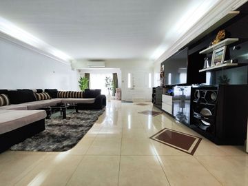 Casa 4 amb en venta - Ramos Mejía - Parque Pileta