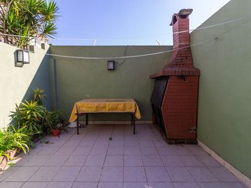 VENTA PH 4 ambientes c/patio 122m2 totales Munro