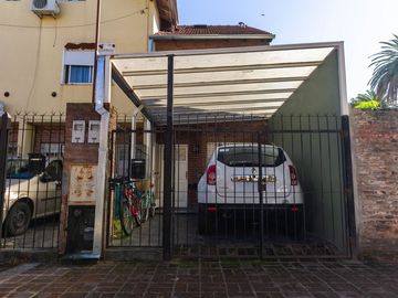 VENTA PH 4 ambientes c/patio 122m2 totales Munro