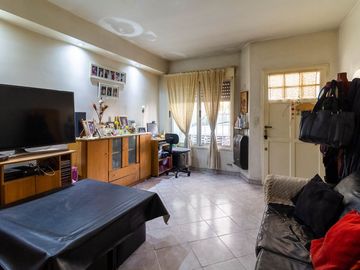 VENTA PH 4 ambientes c/patio 122m2 totales Munro