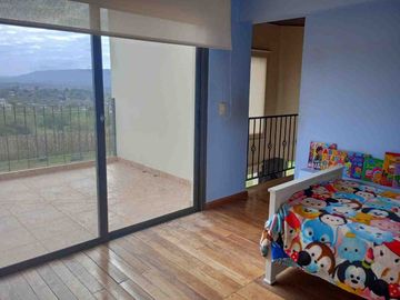 VENTA CASA 3 DORMITORIOS SANTA MONICA SANTA ROSA
