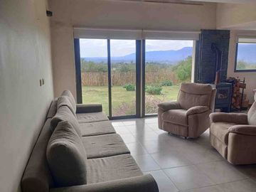 VENTA CASA 3 DORMITORIOS SANTA MONICA SANTA ROSA