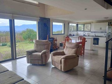 VENTA CASA 3 DORMITORIOS SANTA MONICA SANTA ROSA