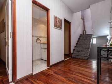 HERMOSO CHALET DE 5 AMB. EN LANUSITA. APTO CREDITO