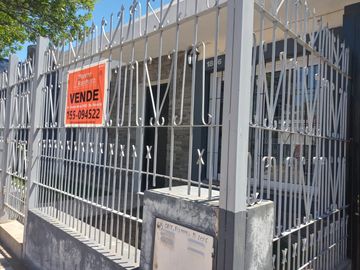 AMEGHINO NORTE A METROS DE RUTA 20, EXCELENTE PROPIEDAD RECICLADA A NUEVA