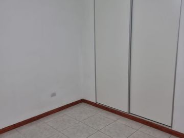 AMEGHINO NORTE A METROS DE RUTA 20, EXCELENTE PROPIEDAD RECICLADA A NUEVA