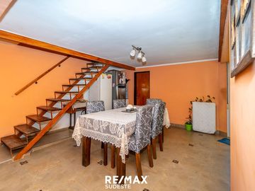 Casa de 4 dormitorios en  Barrio Altos del Pinar