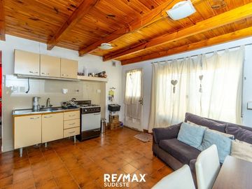Casa de 4 dormitorios en  Barrio Altos del Pinar