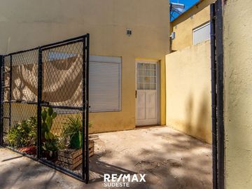 Casa de 4 dormitorios en  Barrio Altos del Pinar