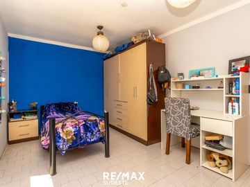 Casa de 4 dormitorios en  Barrio Altos del Pinar