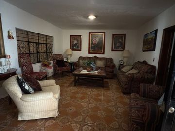 Duplex !! Casa con uso comercial