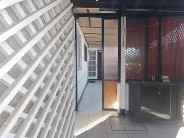 CASA EN VENTA  MAIPÚ 2D-1B, CON ACCESO CONTROLADO