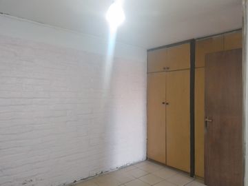 CASA EN VENTA  MAIPÚ 2D-1B, CON ACCESO CONTROLADO