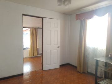 CASA EN VENTA  MAIPÚ 2D-1B, CON ACCESO CONTROLADO