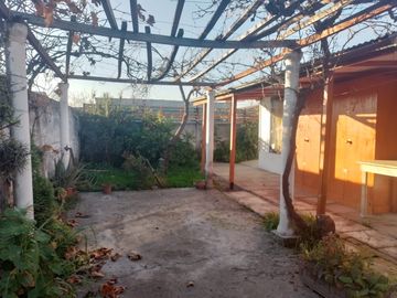 CASA EN VENTA  MAIPÚ 2D-1B, CON ACCESO CONTROLADO