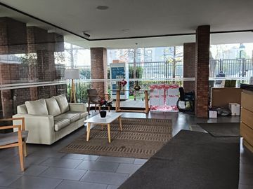 OPORTUNIDAD ARRIENDO DEPTO. EN ÑUÑOA FULL AMOBLADO. CERCA METRO ÑUBLE/IRARRAZAVAL