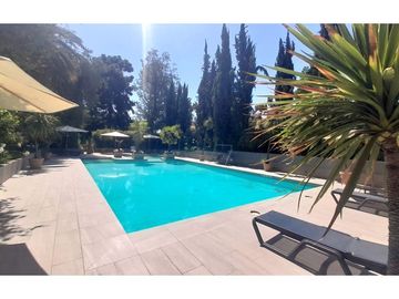VENTA DUPLEX JARDIN 4D servicio 3E Las Condes.