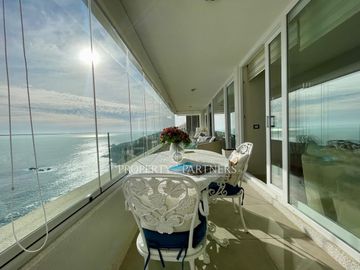 Venta de bellísimo departamento con vista al mar