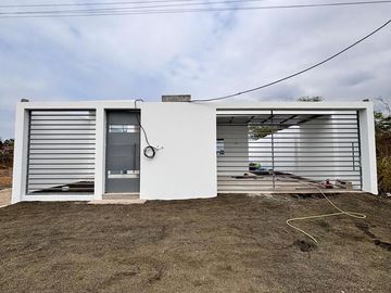 Casa para estrenar en sector el Negrital detras de la urb. la coruña