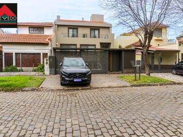 Casa 4 ambientes en Carlos Croce al 1800