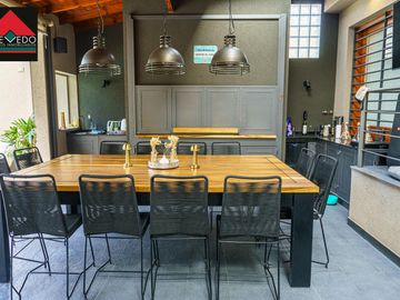Casa 4 ambientes en Carlos Croce al 1800