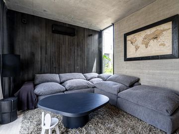 Casa en  barrio Náutico el Yacht de Nordelta, moderna con excelentes terminaciones.