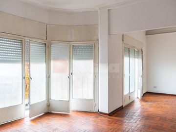 Casa ideal p/ refaccionar o desarrollo