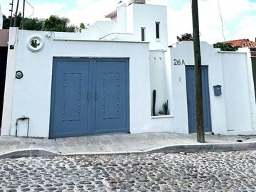 Casa en venta Estilo Mexicano en San Miguel – Ideal para vivir o invertir