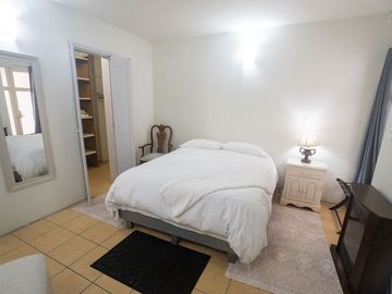 Casa en venta Estilo Mexicano en San Miguel – Ideal para vivir o invertir