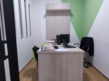 OFICINA EN VENTA DISEÑADA PARA COWORKING EXCELENTE