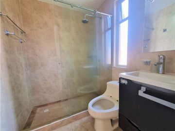 CASA EN VENTA EN UNIDAD VALLERROBLEDO, POPAYN