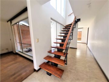 CASA EN VENTA EN UNIDAD VALLERROBLEDO, POPAYN