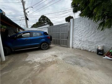 SE VENDE HERMOSA CASA REMODELADA EN PUERTO COLOMBIA