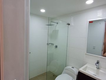Apartamento En Venta En Laureles Medellín Cerca Iglesia Santa Teresita