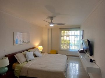 Apartamento En Venta En Laureles Medellín Cerca Iglesia Santa Teresita