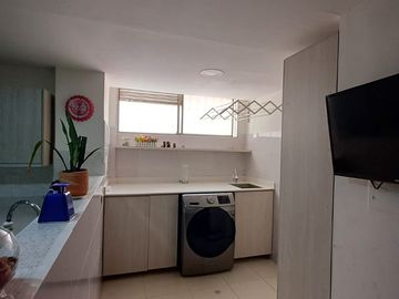Apartamento En Venta En Laureles Medellín Cerca Iglesia Santa Teresita